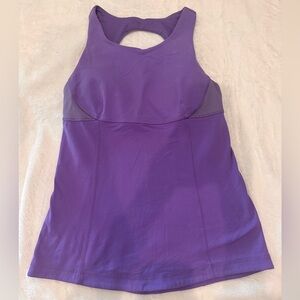 Lululemon Size 8 lavender top with built in bra and open back